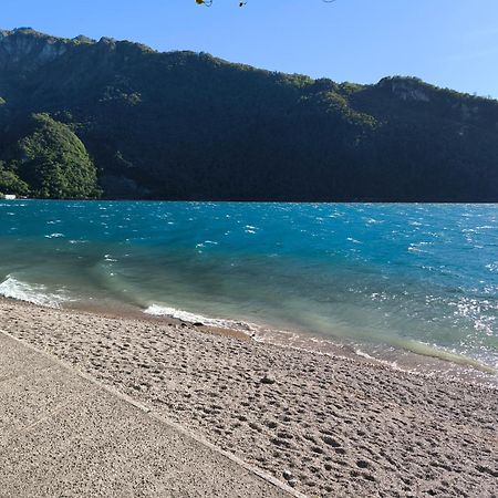 La Meridiana Sul Lago Abbadia Lariana Ruang foto